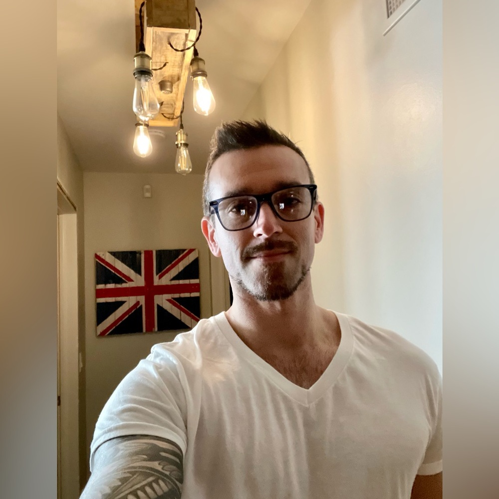 Meet your Posher, Mike